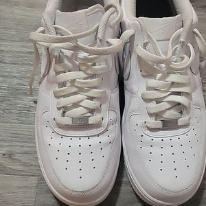 Nike 9.5 mens shoes